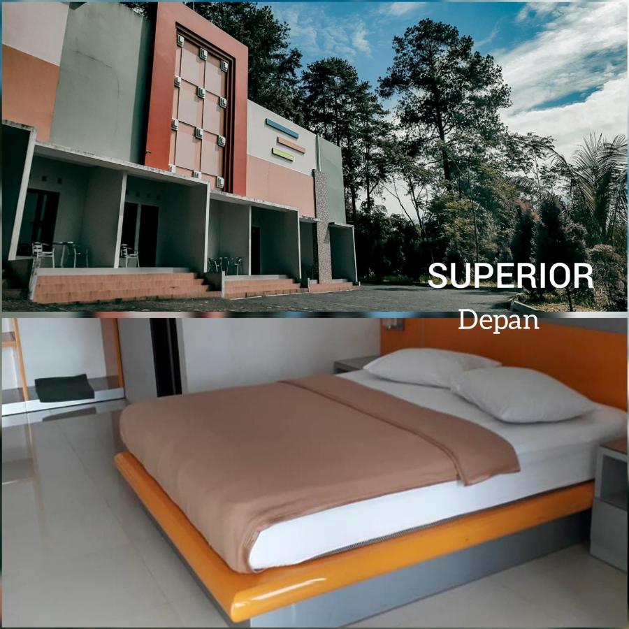 Surya Hotel & Resort บาตูราเดน ภายนอก รูปภาพ